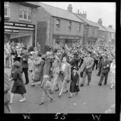 1950 Procession through Front Street   Miners Picnic