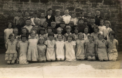 Whitley Memorial School c.1933.png