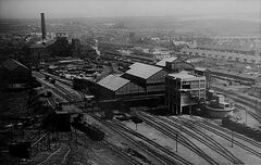 More information about "A Pit aerial shot c1950.jpg"