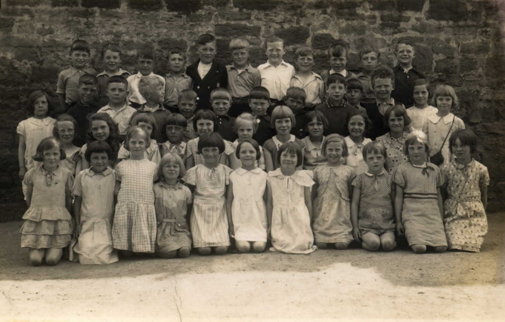 Whitley Memorial School c.1933.png