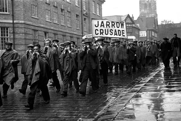 scenes-from-the-jarrow-crusade-1936.jpg.dcce99d6215727c14130a8fa58b68f00.jpg