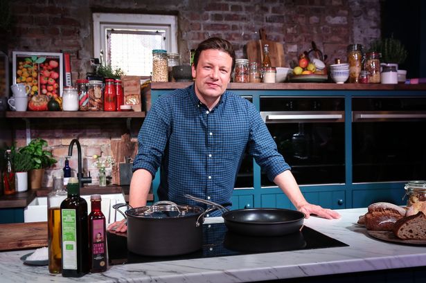More information about "Jamie Oliver's restaurant chain Jamie's Italian collapses, putting 1,300 jobs at risk"